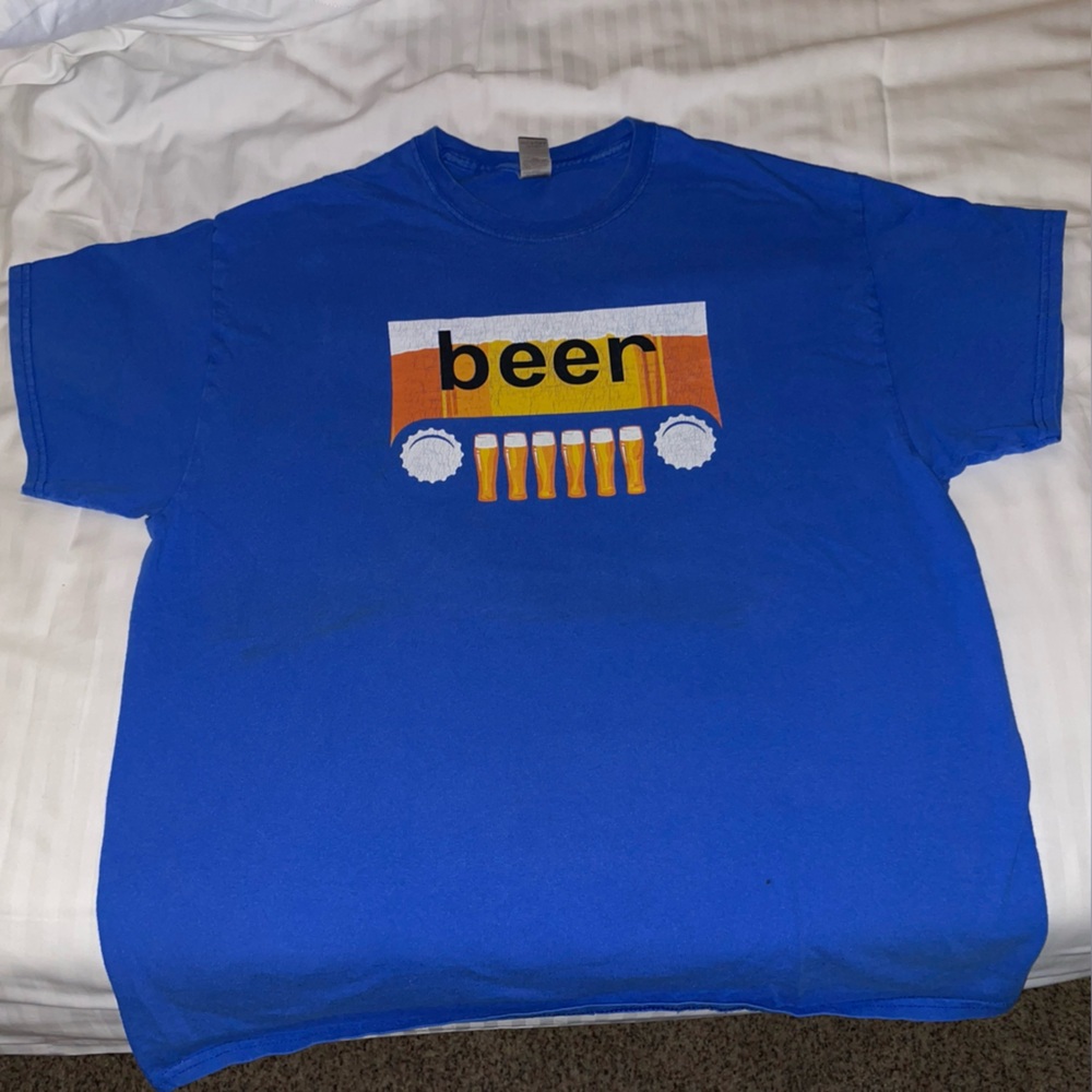 Jeep Beer T Shirt Mens XL Blue Grill Novelty Graphic Tee Short Sleeve Gildan Tag